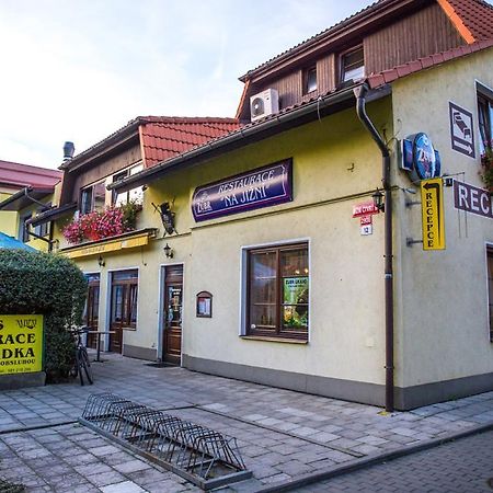 Hotel Na Jizni Přerov Dış mekan fotoğraf