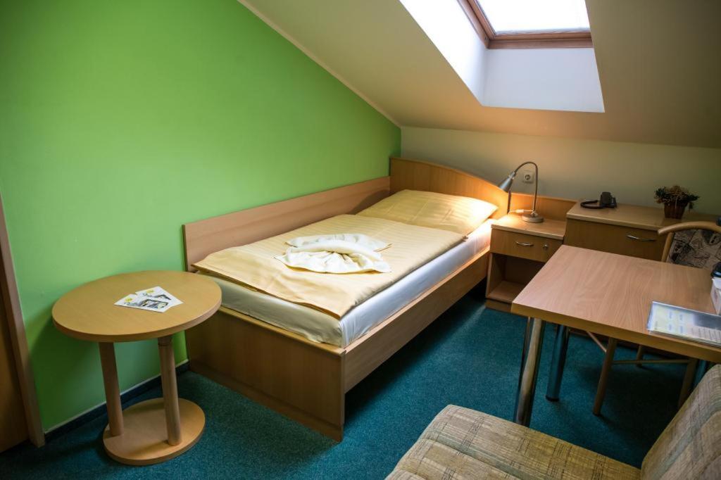 Hotel Na Jizni Přerov Dış mekan fotoğraf