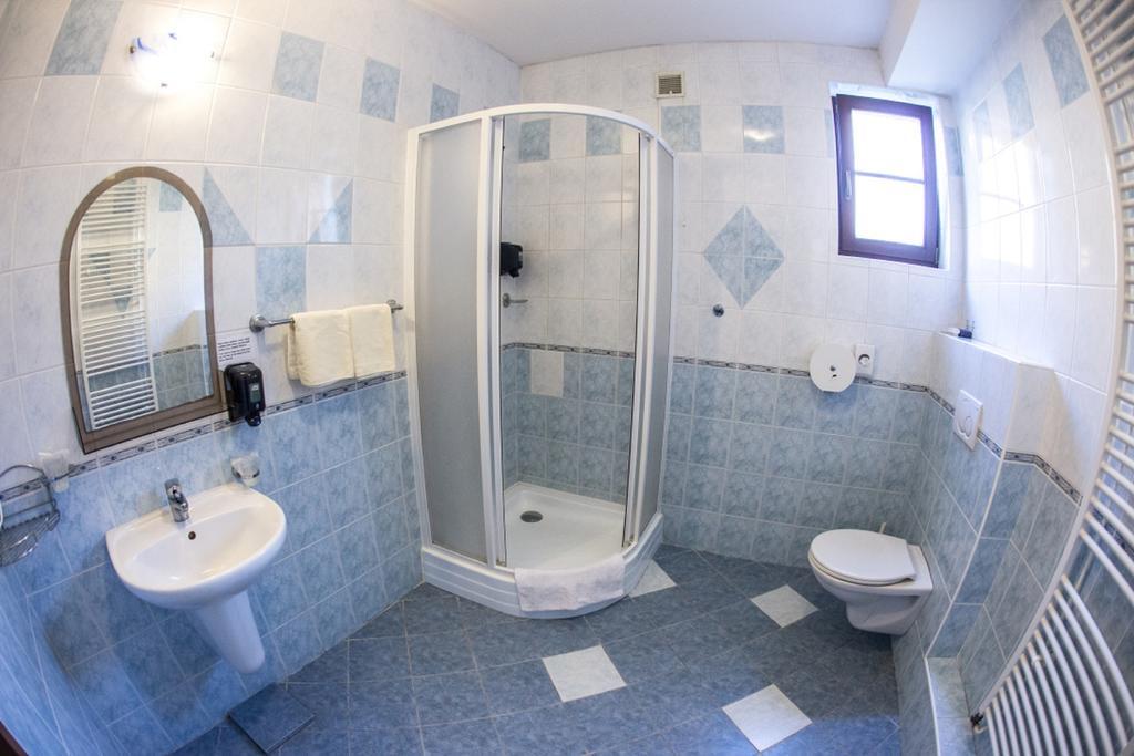 Hotel Na Jizni Přerov Oda fotoğraf