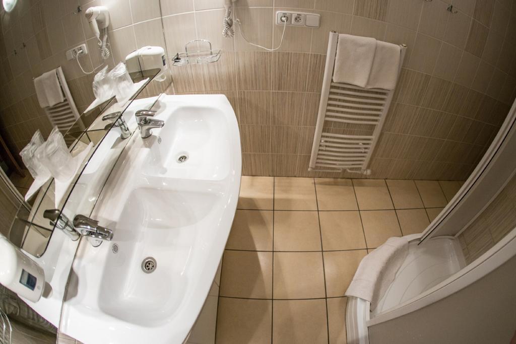 Hotel Na Jizni Přerov Oda fotoğraf