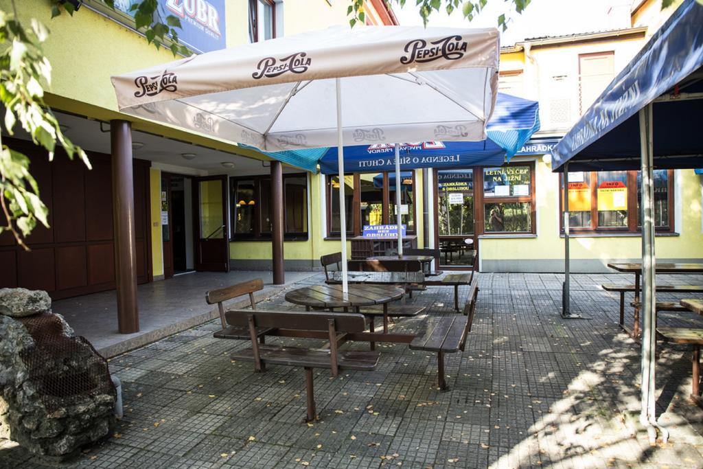 Hotel Na Jizni Přerov Dış mekan fotoğraf