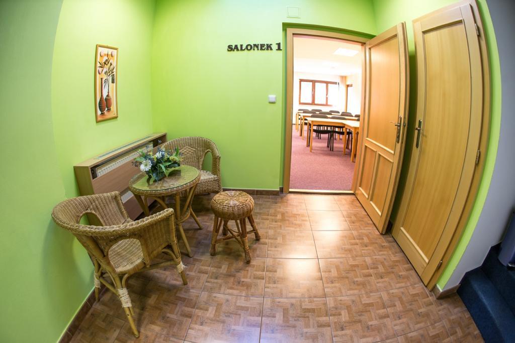 Hotel Na Jizni Přerov Dış mekan fotoğraf